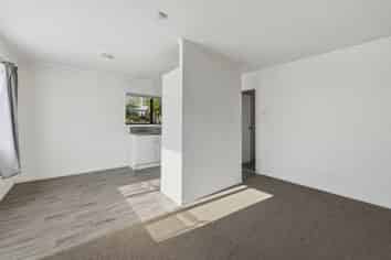 33C Edmund Road, Mangakakahi