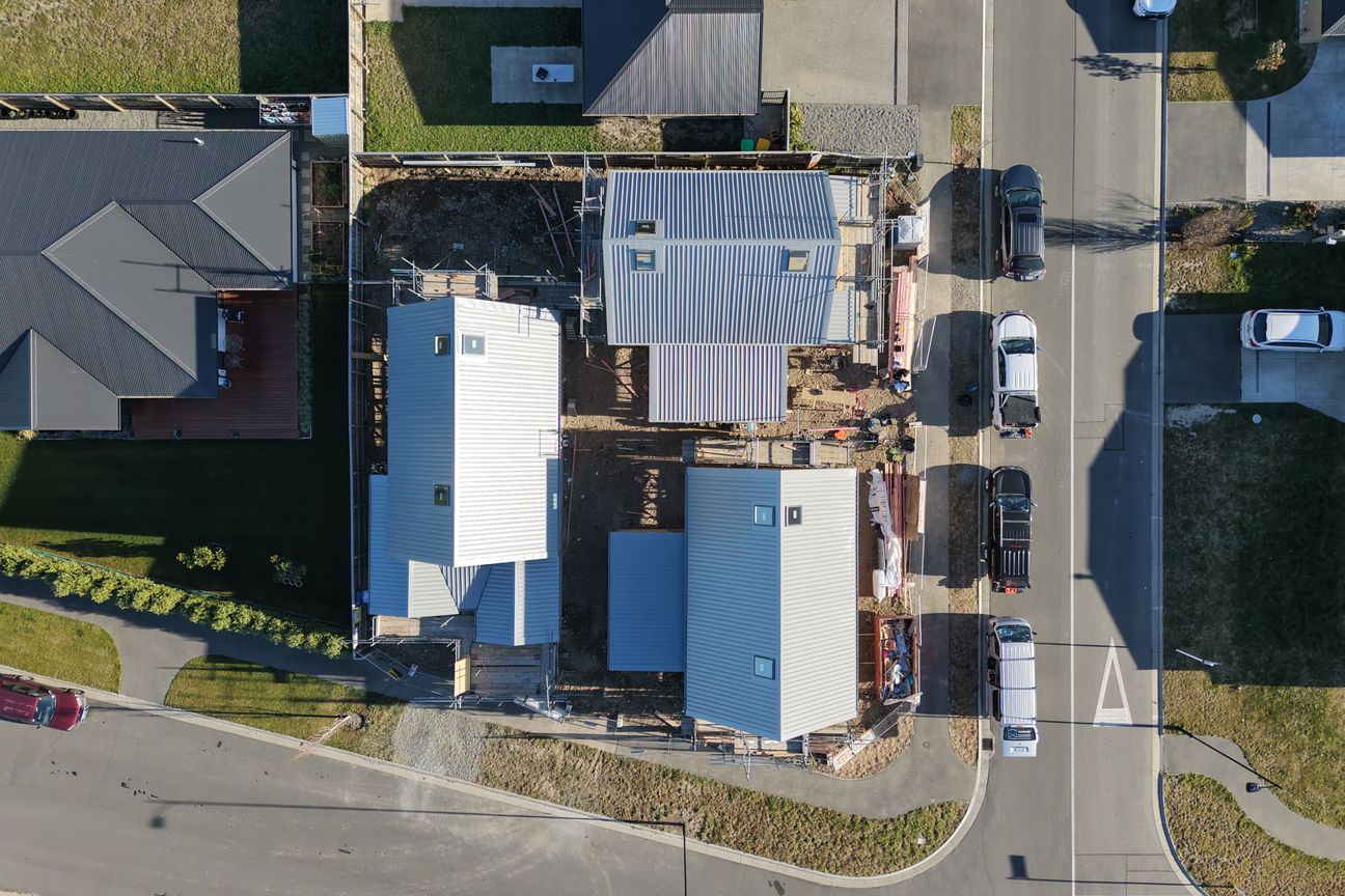 Your Choice of Three New Dual Level Homes - Widok 2