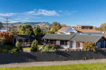 31 Johnson Street, MILTON