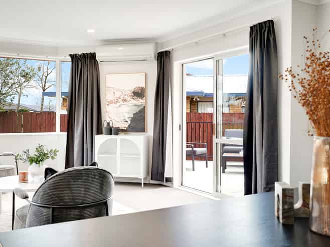 20 Bouverie Crescent, Flagstaff