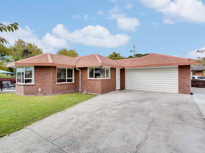20 Bouverie Crescent, Flagstaff