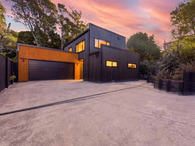 59B Wallath Road, Westown