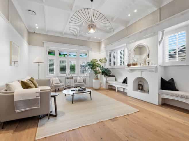 22 Epsom Avenue, Epsom