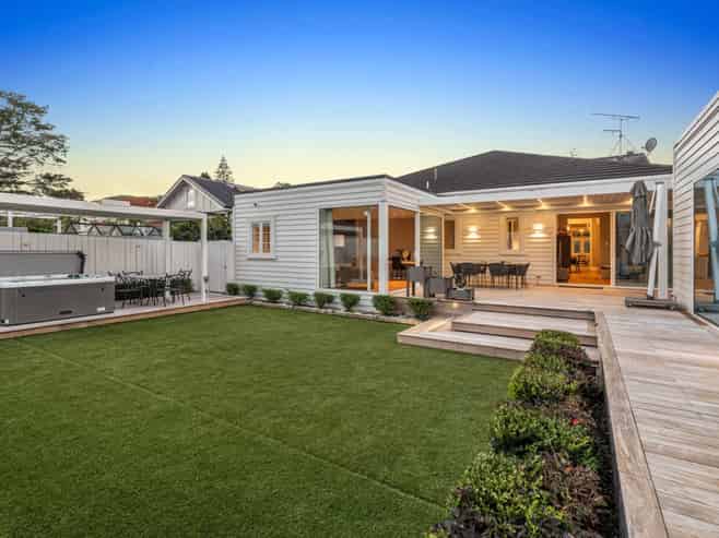 22 Epsom Avenue, Epsom