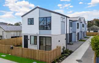 3/61 Kairanga Street, Mangere East