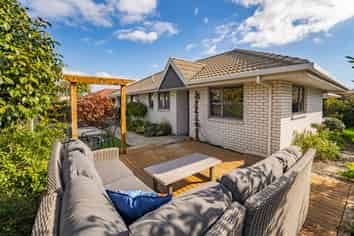 1/50 Masefield Street, Stoke