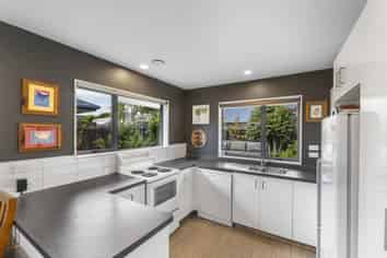 1/50 Masefield Street, Stoke