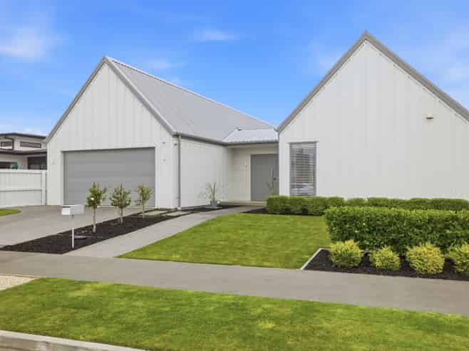 5 Frank Ernest Crescent, Prebbleton