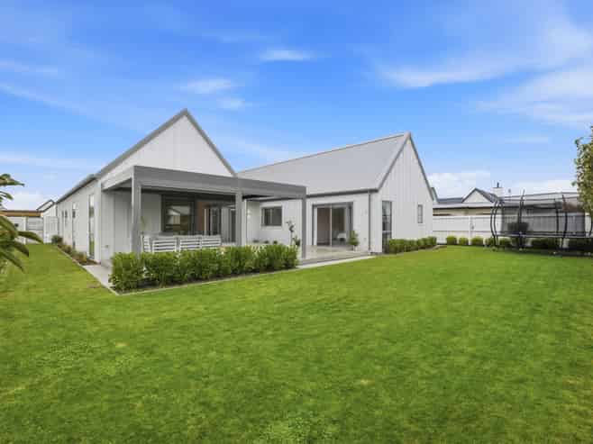 5 Frank Ernest Crescent, Prebbleton