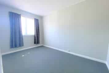 2/4 Clyde Street, Epsom