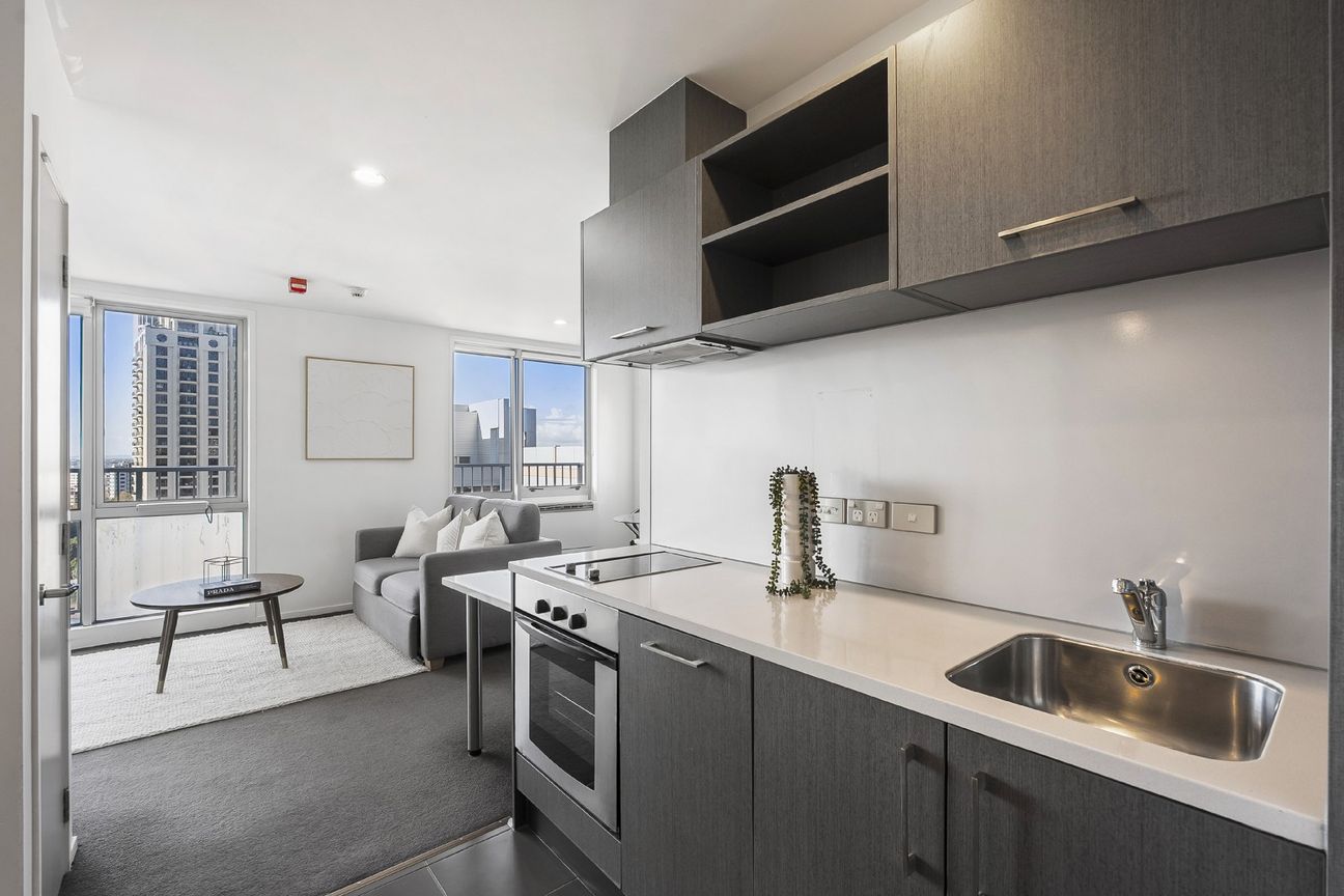 Expansive skyline views - Vista 6