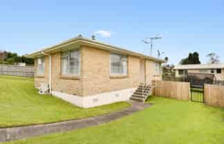 12 Rangataua Street, Welcome Bay