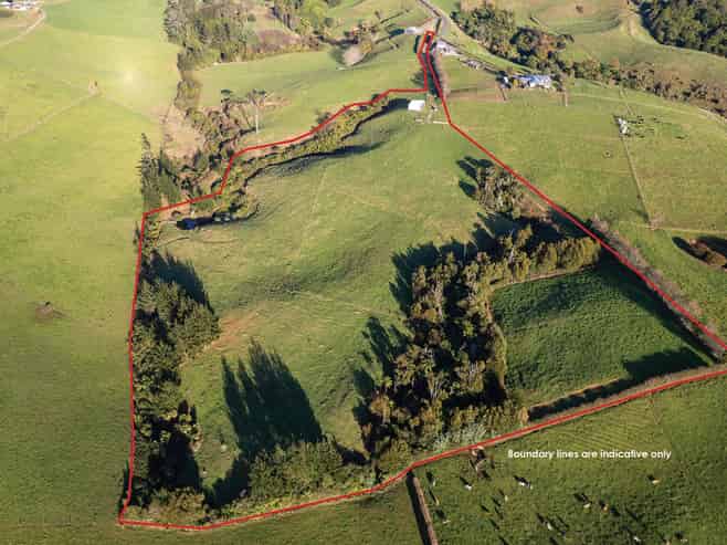 575a Hursthouse Road, Tarurutangi