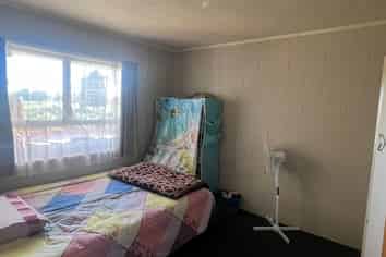 5/235 Old Farm Road, Hillcrest