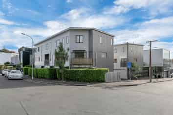 2/34 Ireland Street, Freemans Bay