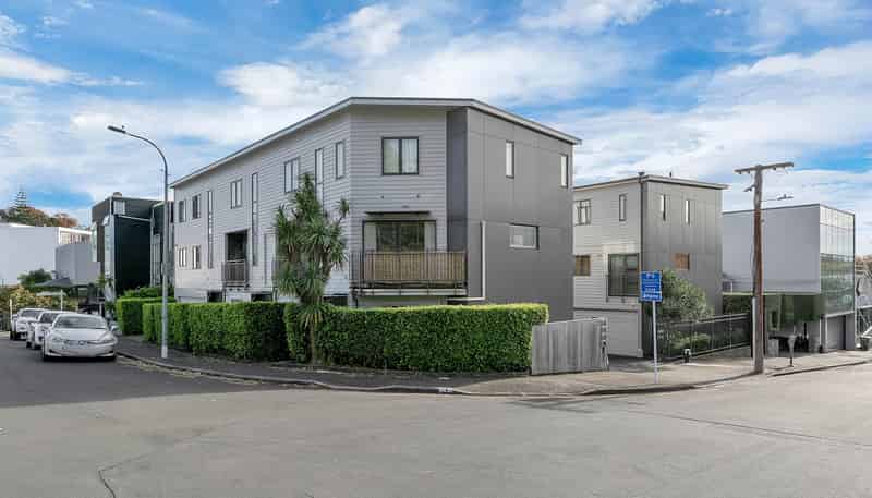 2/34 Ireland Street, Freemans Bay