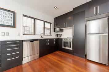 2/34 Ireland Street, Freemans Bay