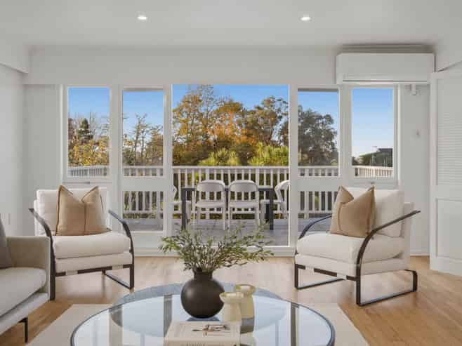 60 Ripon Crescent, Meadowbank