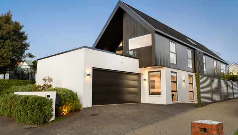 8 Lemington Road, Westmere