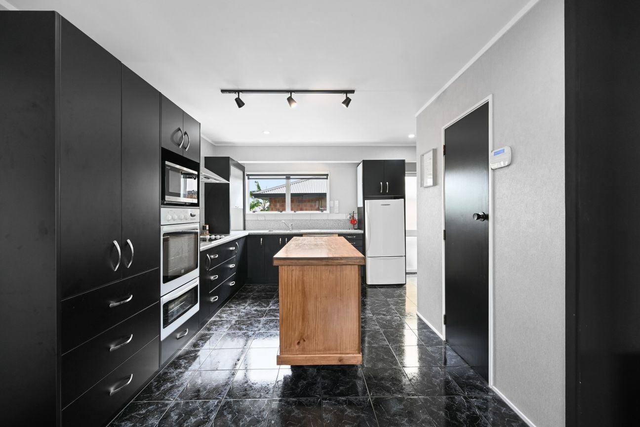 Private. Huge Bedrooms. Close to Te Rapa – pohled 2