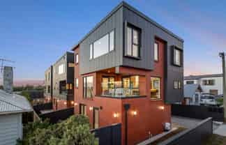 16A Egremont Street, Belmont
