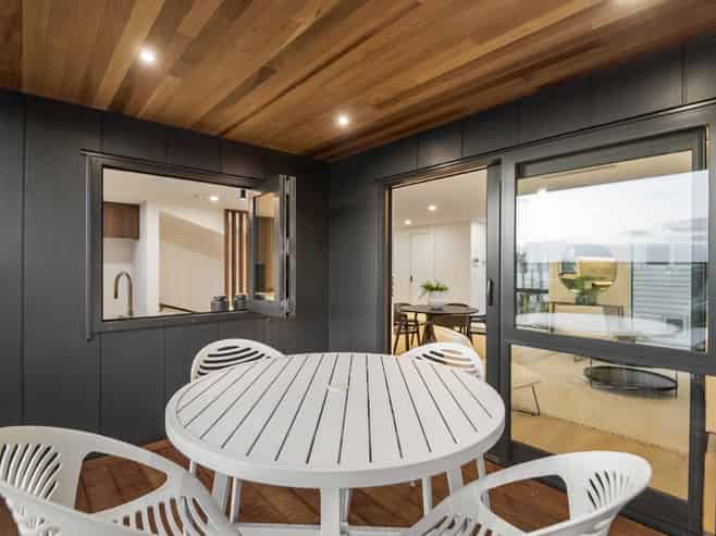 16B Egremont Street, Belmont