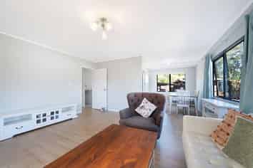 1/76 Chilcott Road, Henderson