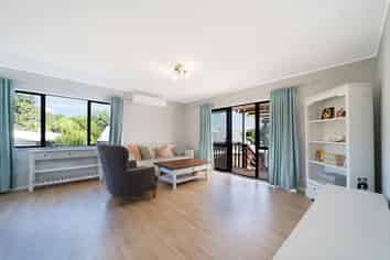 1/76 Chilcott Road, Henderson