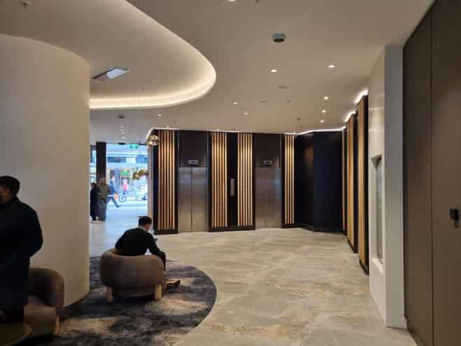 Walk into a Brand new turnkey Fitout
