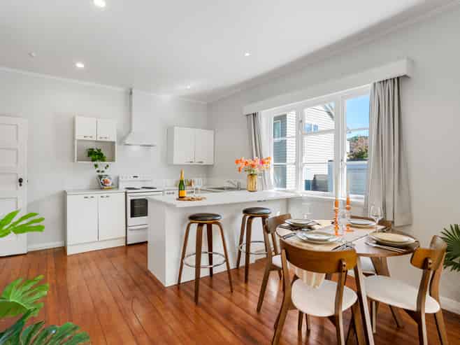 42 Liverpool Street, Epsom