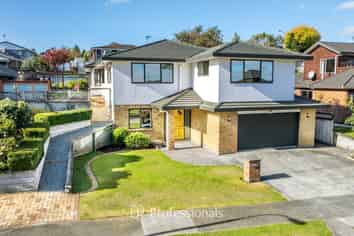 18 Clearwater Terrace, Brown Owl