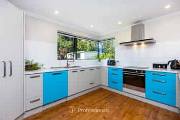 18 Clearwater Terrace, Brown Owl