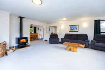 18 Clearwater Terrace, Brown Owl