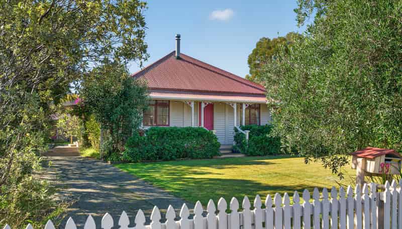 33 Venice Street, Martinborough