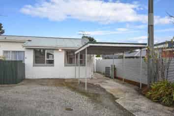 15C Lanark Street, Mosgiel