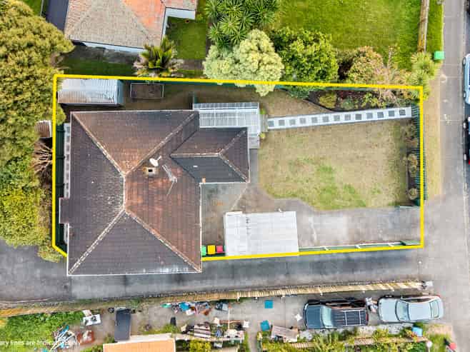 10 Caen Road, Panmure