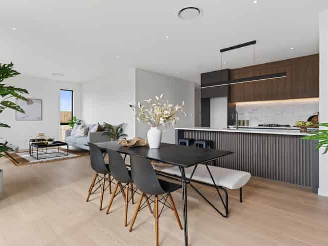 16 Beveridge Road, One Tree Point