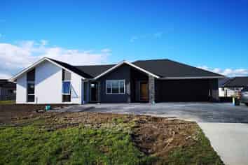 3A Pukeko Grove, Cambridge