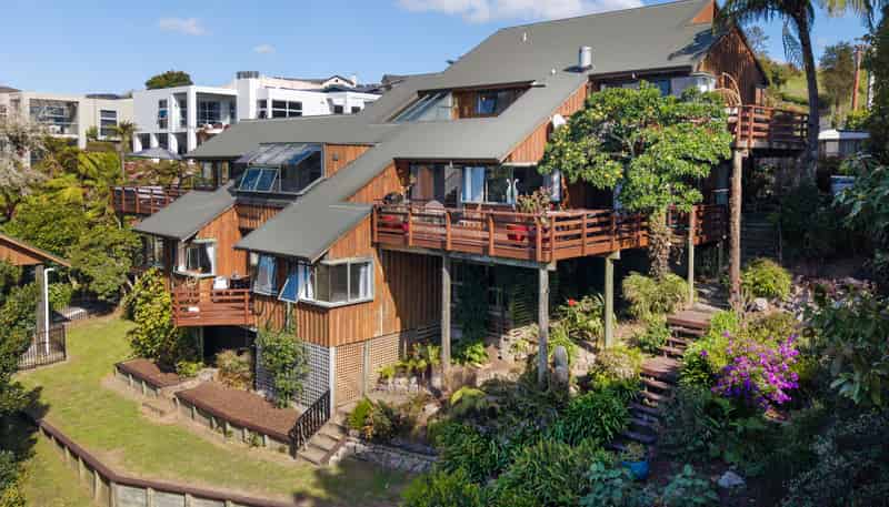 31 Matipo Avenue, Pomare