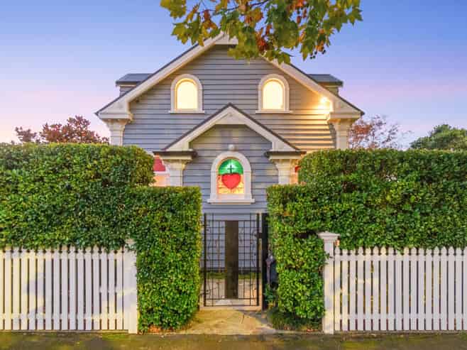 10 Calliope Road, Devonport