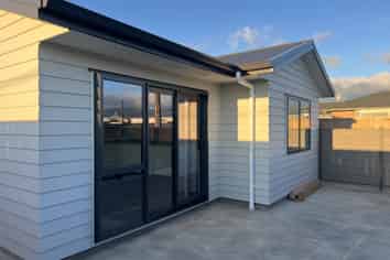 48E Hokio Beach Road, Levin