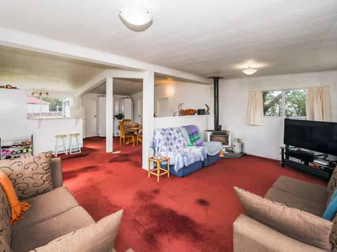 16 Walton Road, Paraparaumu Beach