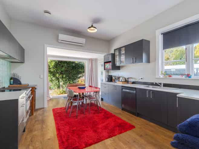 82 Tilford Street, Woolston