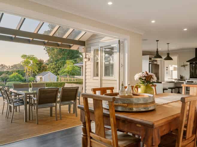93a Walker Road East, Katikati