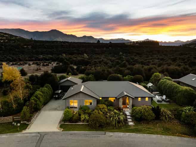 11 Hikuwai Drive, Albert Town