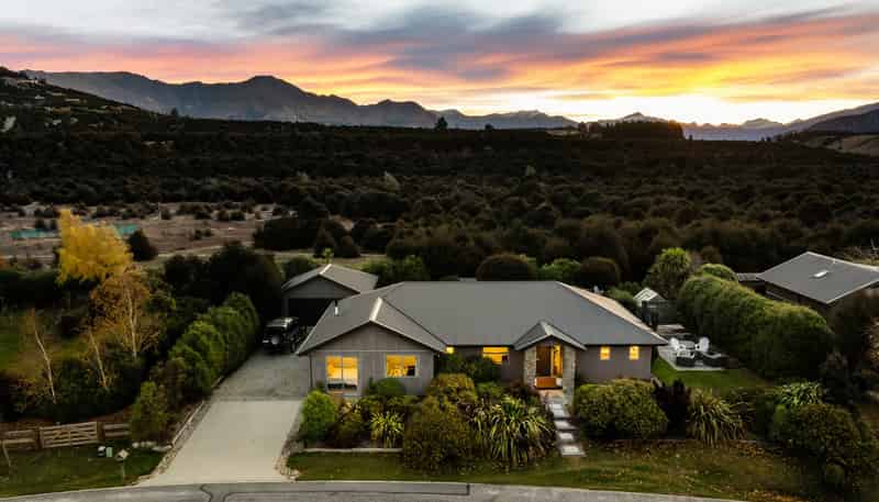11 Hikuwai Drive, Albert Town