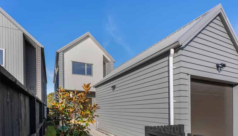 14 Te Taiheke Road, Karaka
