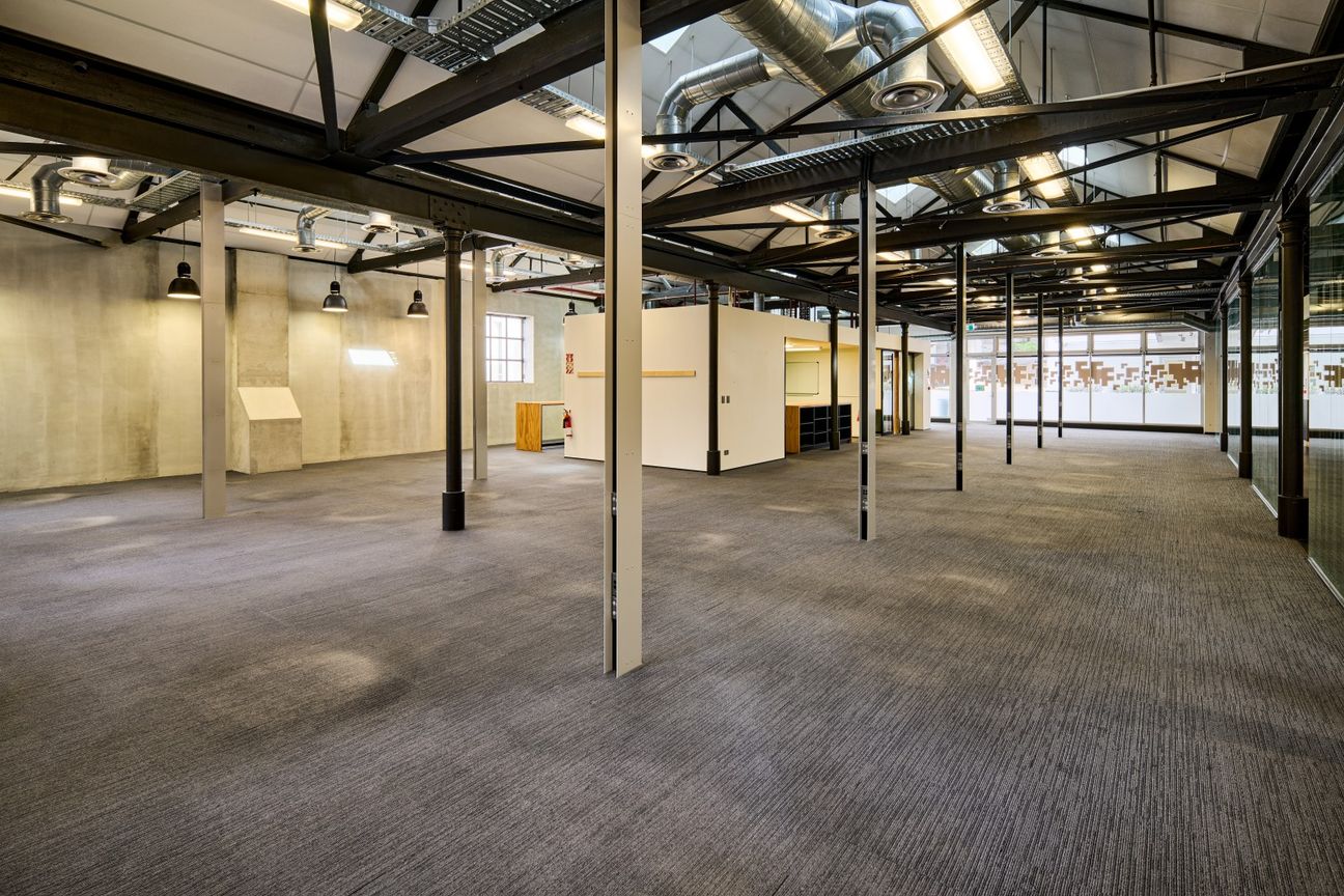 Character Office floor in the CBD - Изглед 5