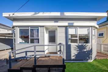 25 Station Road, Paeroa