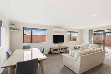 33 Makawe Roa Street, Marshland